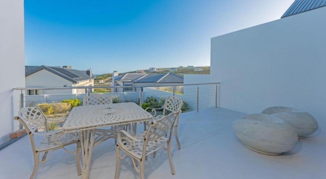 Deja Blue Villa Struisbaai Bagian luar foto